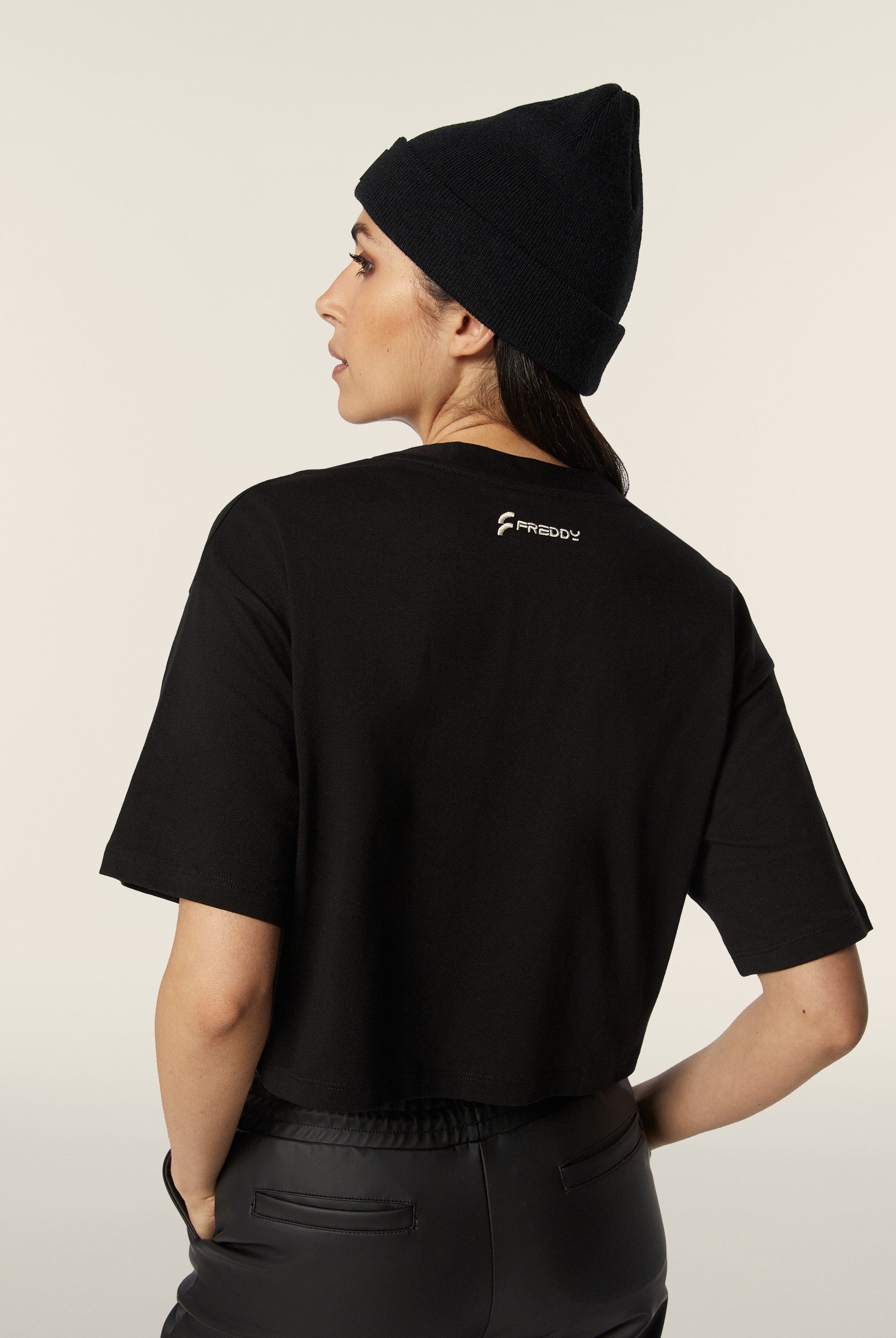 Freddy x Snoopy Cropped T-Shirt