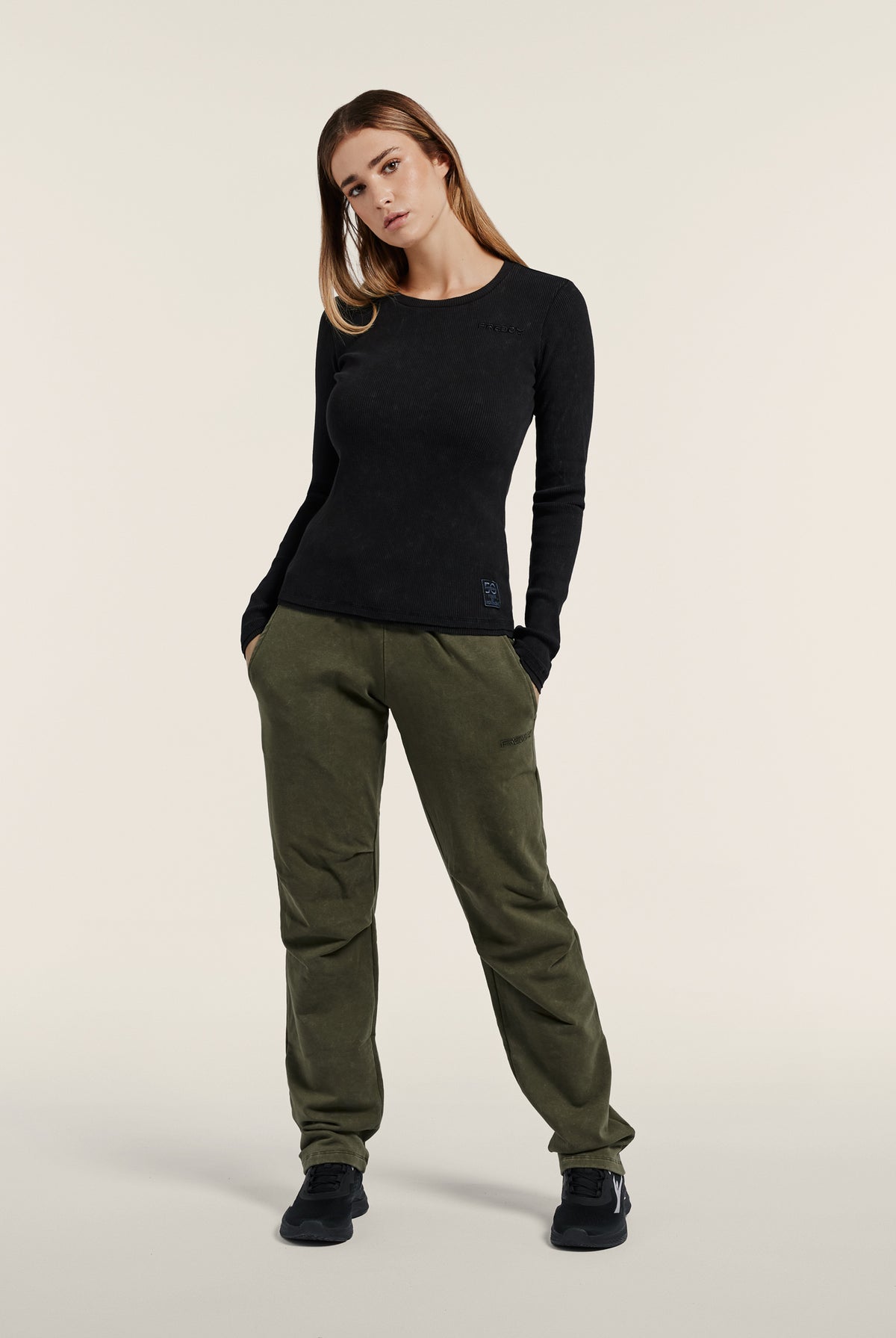 Ribbed long sleeve t-shirt with 50 Years of Movement patch - Black