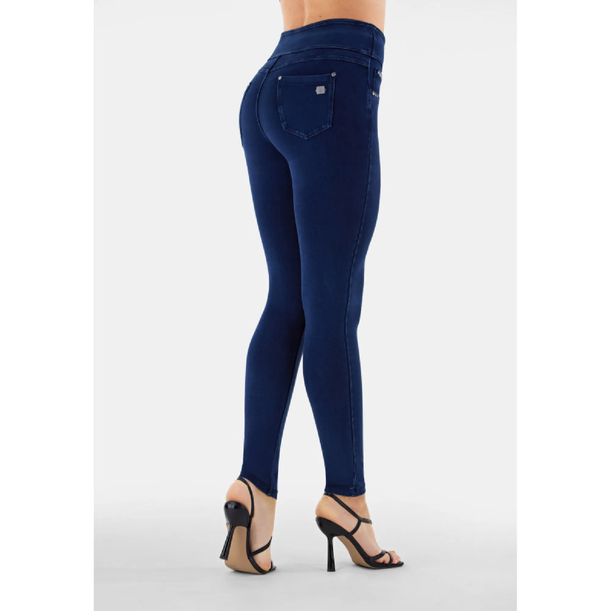 Freddy N.O.W.® Yoga Damen Comfort Jeans - Mid Waist Skinny - Blau - Blaue Nähte - J0B