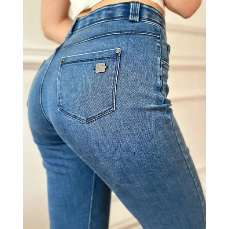 Freddy Fit Jeans - Regular Waist Straight - Cropped - Clear Denim – Blue Seam - J4B