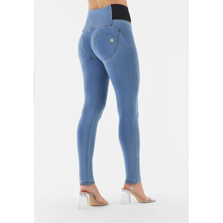 Freddy WR.UP® Damen Push-Up Jeans - High Waist Skinny - mit elastischem Taillenbund - Hellblau - gelbe Nähte - J4Y