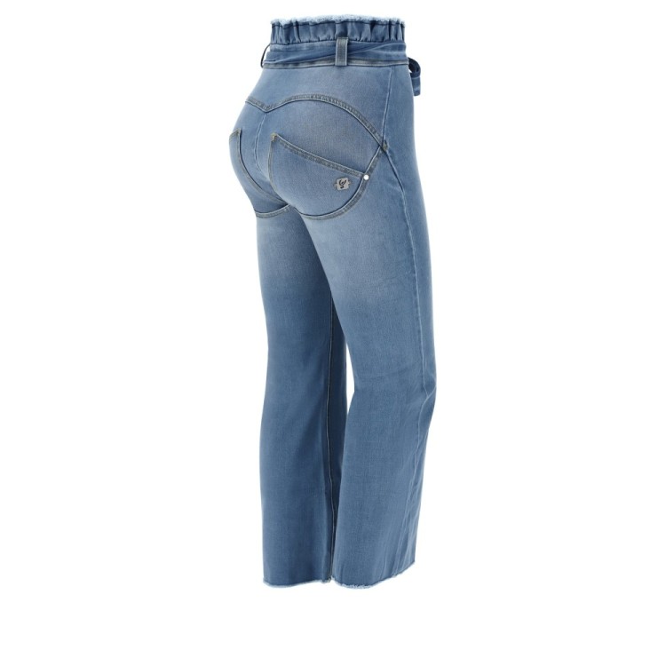 Freddy WR.UP® Snug Denim - 7/8 High Waist Flare - Light Medium Denim - Yellow Seam - J79Y