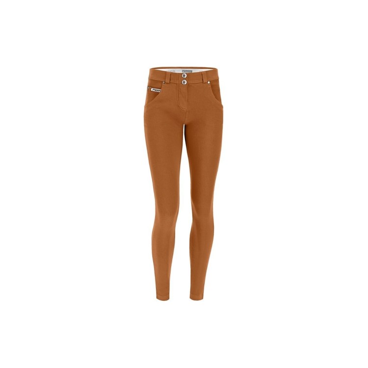 Freddy WR.UP® Snug - Regular Waist Skinny - Garment Dyed - Sugar Almond - M1020