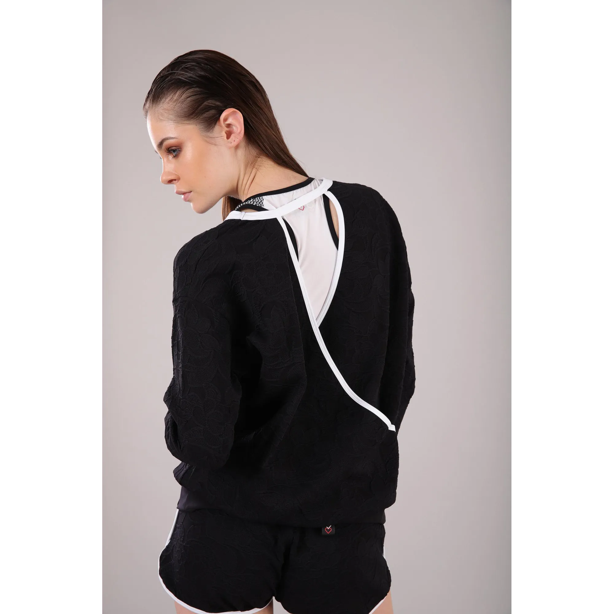 Freddy Yoga Jacquard-Shirt - V-Ausschnitt am Rücken - Made in Italy - Black - White - NW0