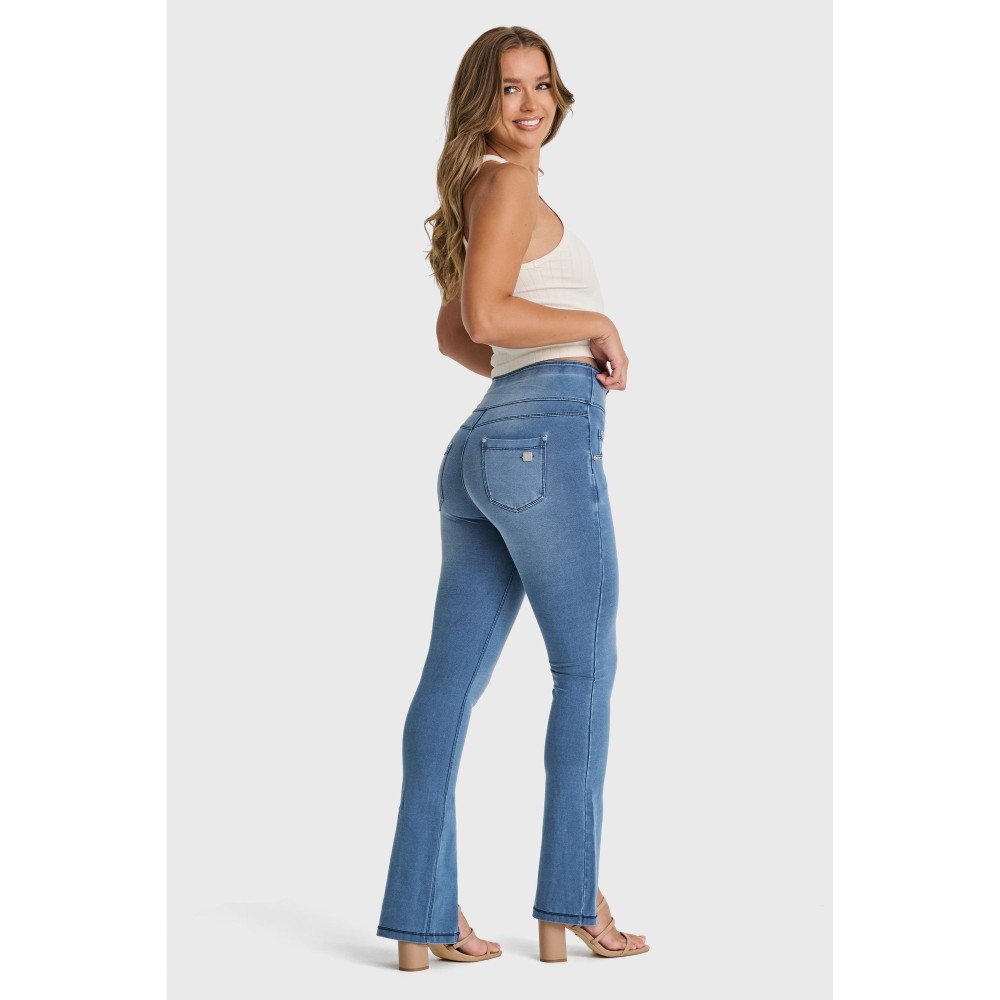 Freddy N.O.W.® Yoga Damen Comfort Jeans - 7/8 High Waist Schlitz am Saum - umschlagbarer Taillenbund - Hellblau - Blaue Nähte -