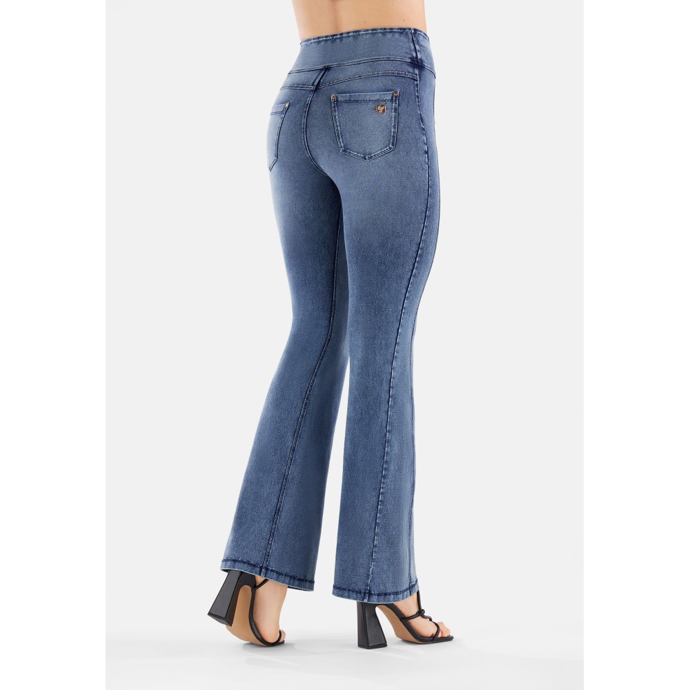 Freddy N.O.W.® Yoga Damen Comfort Jeans - High Waist Flare - Blau - Blaue Nähte - J109B