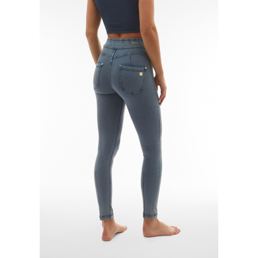 Freddy N.O.W.® Yoga Eco Damen Comfort Jeans - Super High Waist Skinny - Denim hell - Blaue Nähte - J116B