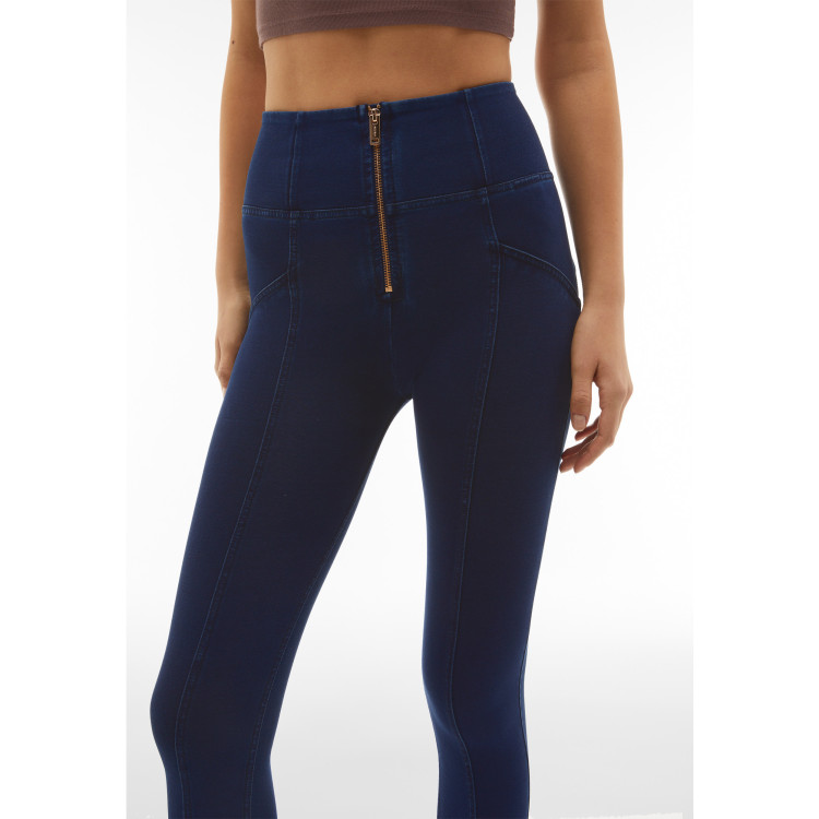 Freddy WR.UP® Damen Push-Up Jeans - 7/8 High Waist Skinny - Mit Mittelnaht auf den Beinen - Indigoblau - Blaue Nähte - J0B