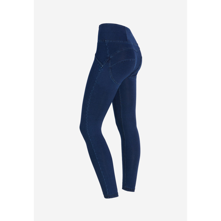 Freddy WR.UP® Damen Push-Up Jeans - 7/8 High Waist Skinny - Mit Mittelnaht auf den Beinen - Indigoblau - Blaue Nähte - J0B