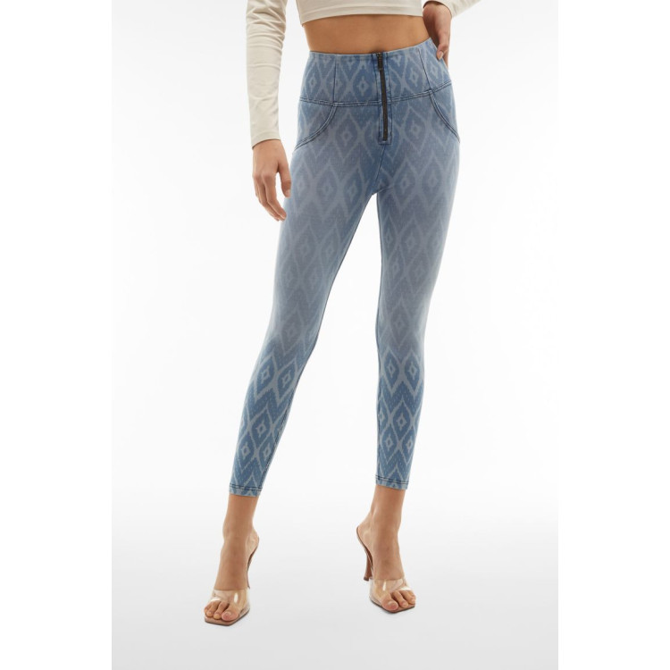 Freddy WR.UP® Damen Push-Up Jeans - 7/8 High Waist Skinny - Allover Laserprint - Denim - Blaue Nähte - J170B