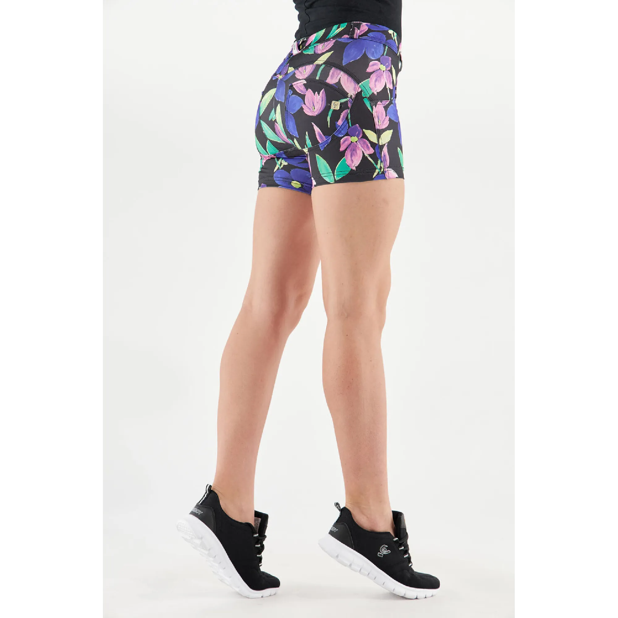 WR.UP® D.I.W.O® Shorts - Regular Waist - Floral-Print - FLO130
