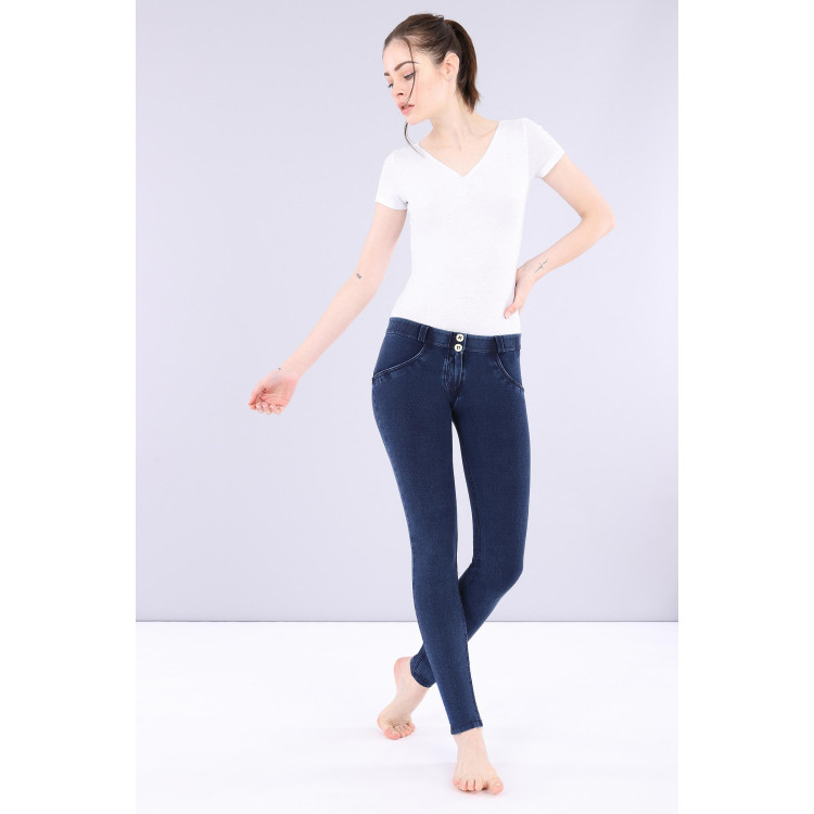 Freddy WR.UP® Damen Push-Up Jeans - Low Waist Skinny - Indigoblau - Blaue Nähte