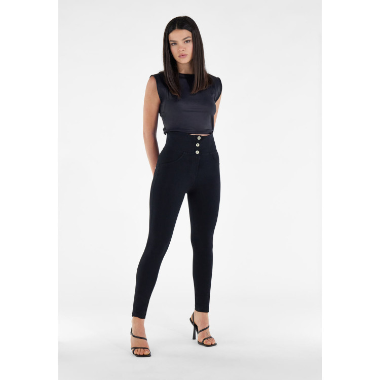 Freddy WR.UP® Curvy Damen Push-Up Hose - Buttoned High Waist Skinny - Schwarz