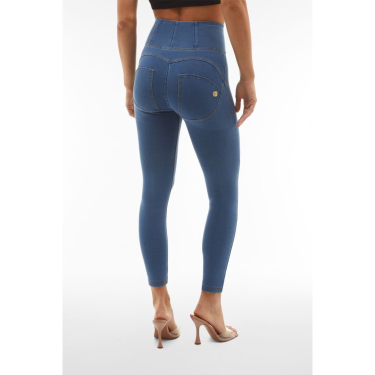 Freddy WR.UP® Damen Push-Up Jeans - 7/8 High Waist Super Skinny - Hellblau - Gelbe Nähte