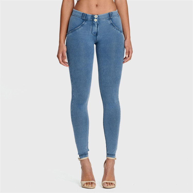 Freddy WR.UP® Damen Push-Up Jeans - 7/8 Regular Waist Skinny - Denim - Blaue Nähte - J108B