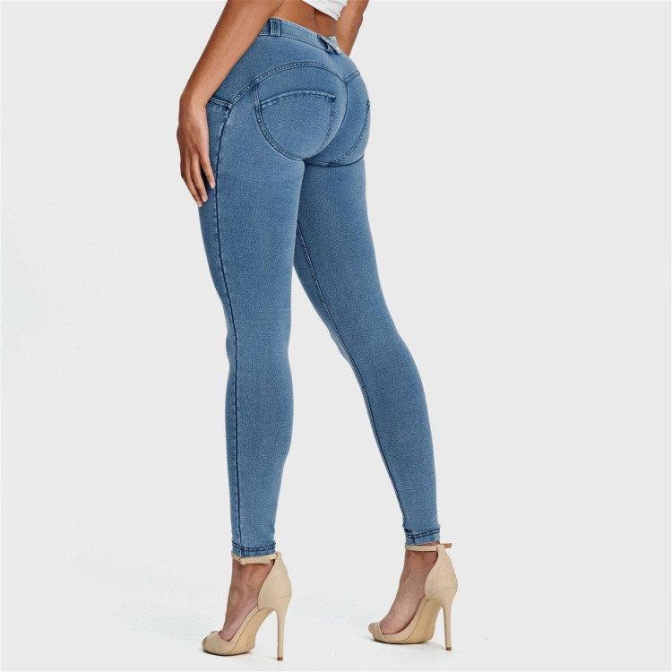 Freddy WR.UP® Damen Push-Up Jeans - 7/8 Regular Waist Skinny - Denim - Blaue Nähte - J108B