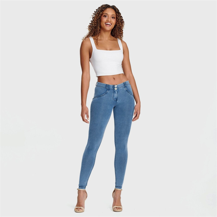 Freddy WR.UP® Damen Push-Up Jeans - 7/8 Regular Waist Skinny - Denim - Blaue Nähte - J108B