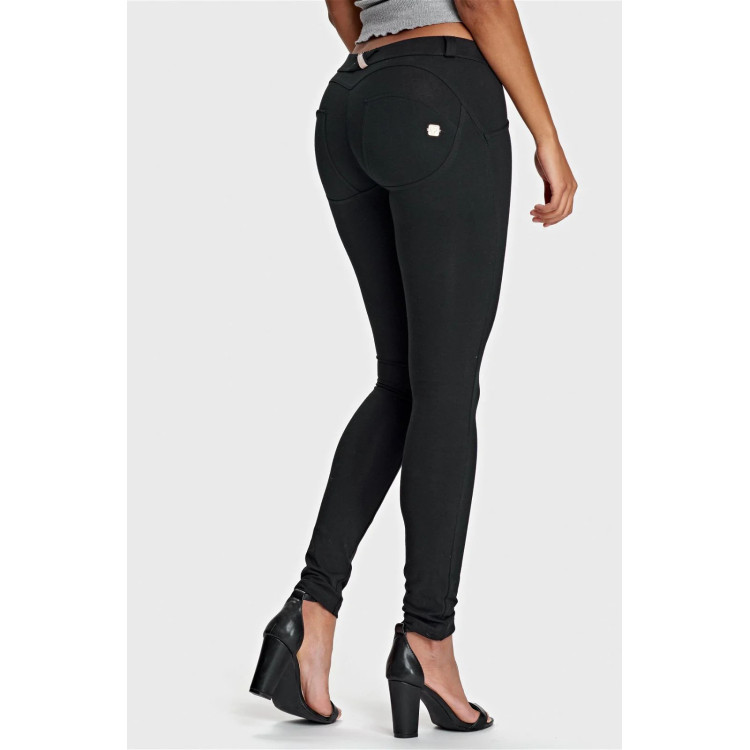 Freddy WR.UP® Damen Push-Up Hose - Low Waist Skinny - Schwarz - N0