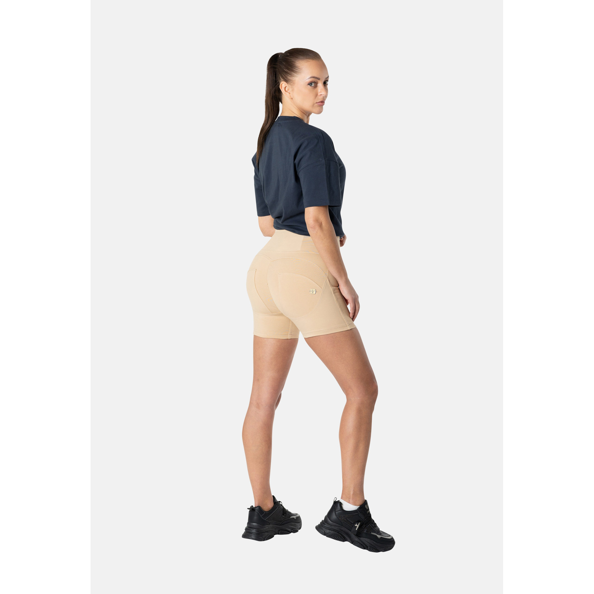 Freddy WR.UP® Push-Up Shorts - High Waist Skinny - Beige - Z114