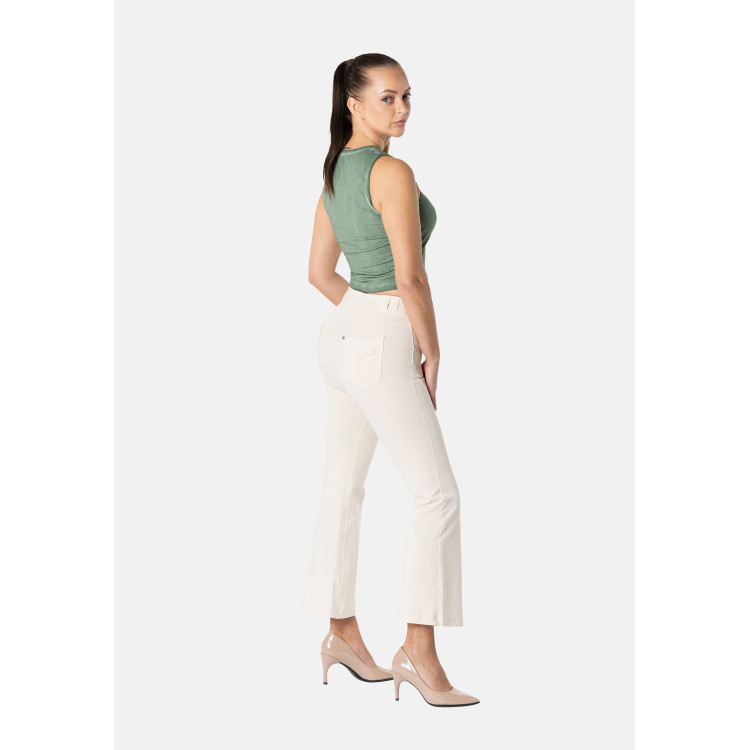 Freddy N.O.W.® Damen Comfort Hose - 7/8 Mid Waist Flare - Garment Dyed - Beige - Z115