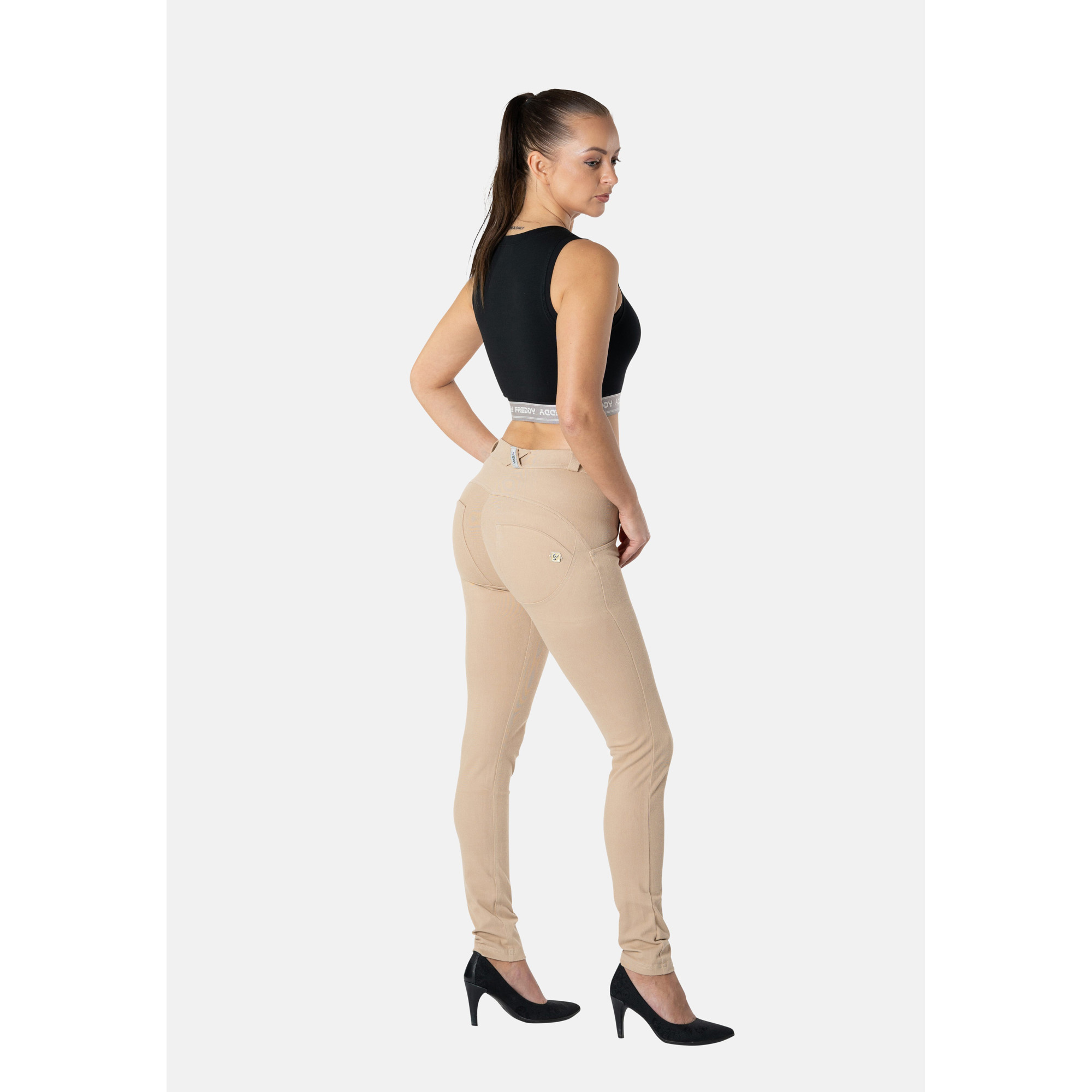 Freddy WR.UP® Drill Damen Push-Up Hose - Regular Waist Skinny - Hellbraun - M35