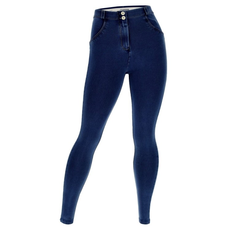 Freddy WR.UP® Curvy Damen Push-Up Jeans - Regular Waist Skinny - Indigoblau - Blaue Nähte