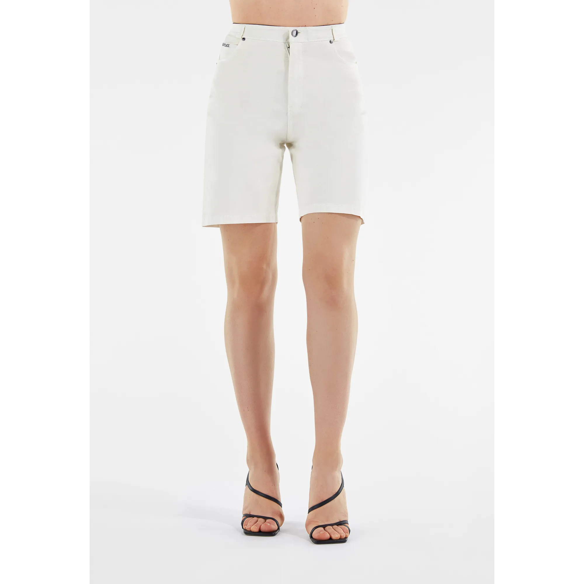 Freddy Damen Fit Jeans - Regular Waist Bermuda Shorts - Distressed Pocket - Creme - W103