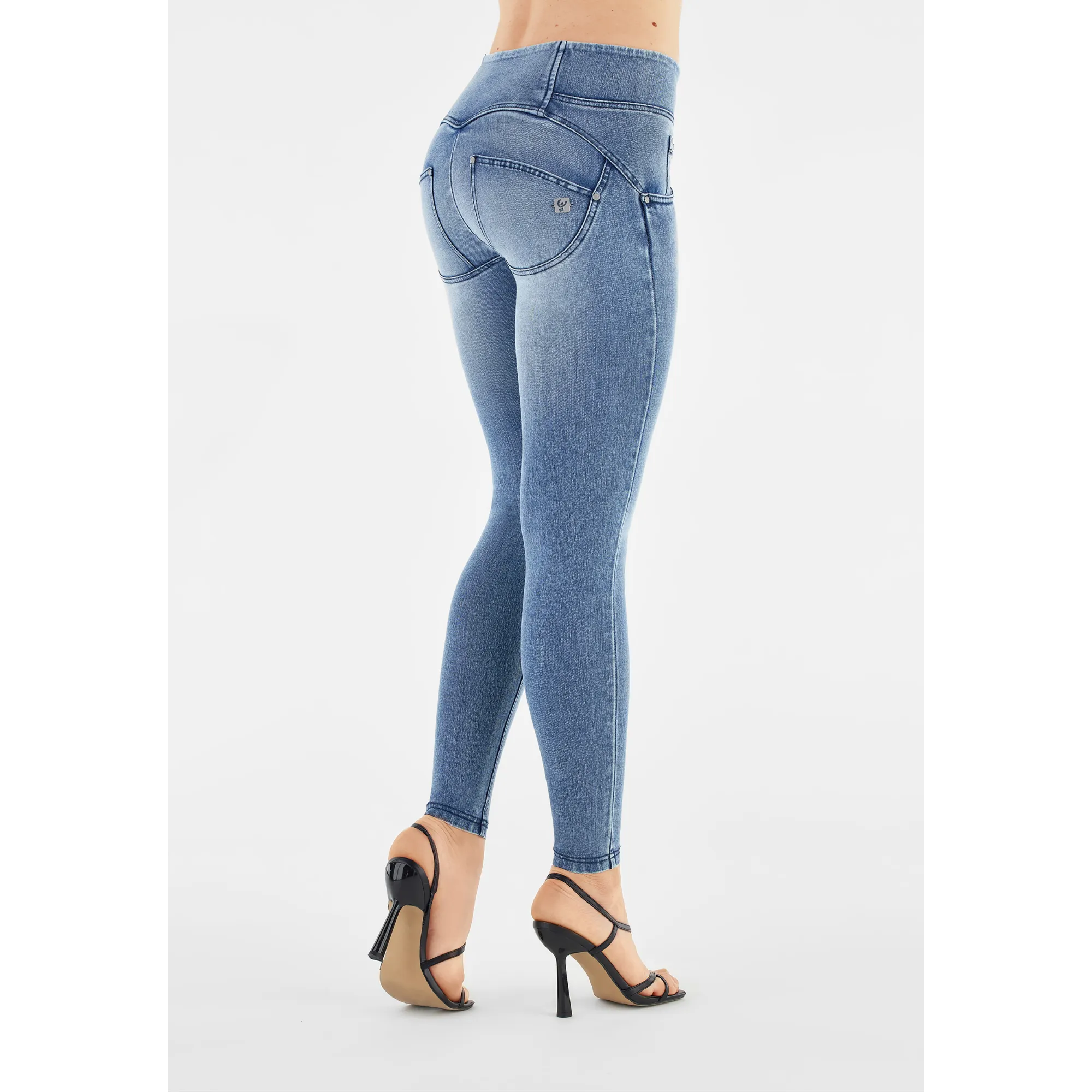 Freddy WR.UP® Snug Damen Push-Up Jeans - Mid Waist Super Skinny - Used-Effect - Blau - Blaue Nähte - J109B