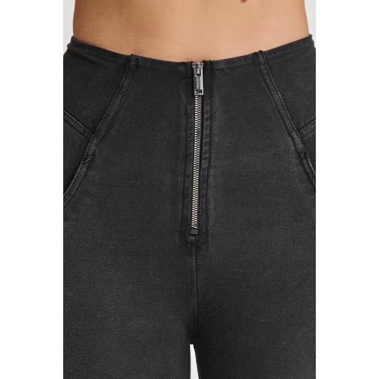 Freddy WR.UP® Damen Push-Up Jeans - 7/8 Super High Waist Super Skinny - Biker-Style - Used Look - Schwarz – Schwarze Nähte - J7N